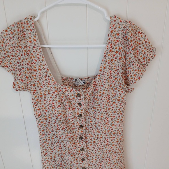 🎉HOST PICK🎉 American Eagle Floral patterned short sleeve mini dress - Picture 2 of 6